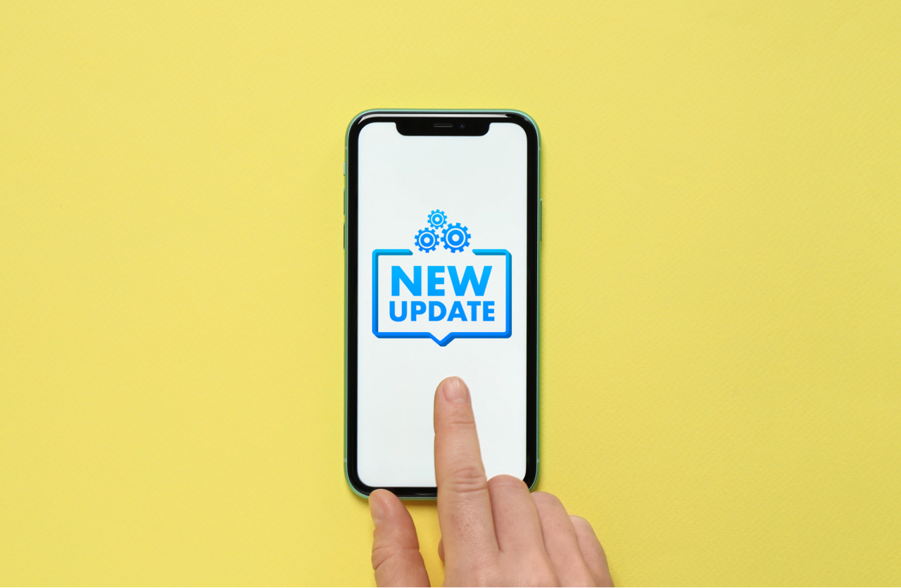 iOS 18.3 Released AGAIN on (iPhone 11) + NEW Bugs and issues
