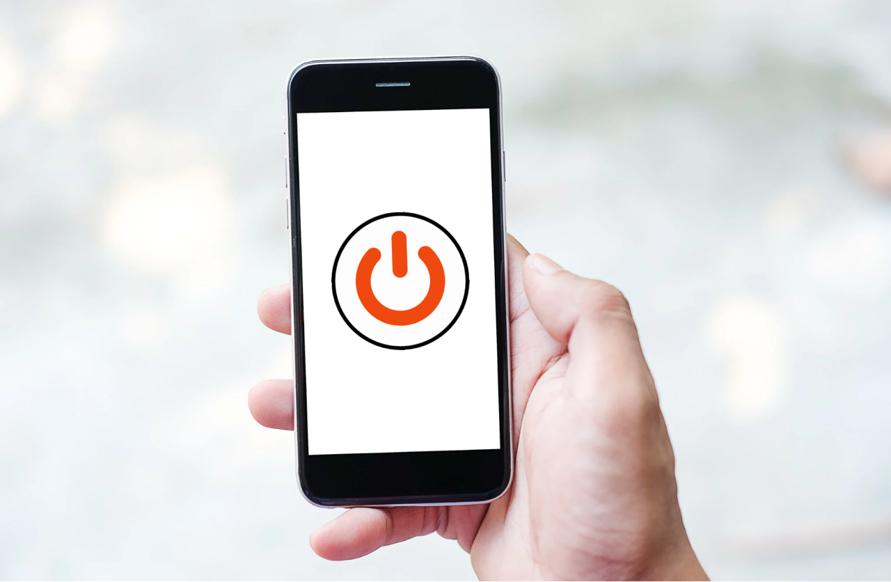 突如、iPhoneバイブ異音＆タッチ不良が同時発生！？「強制再起動」で解決しました。