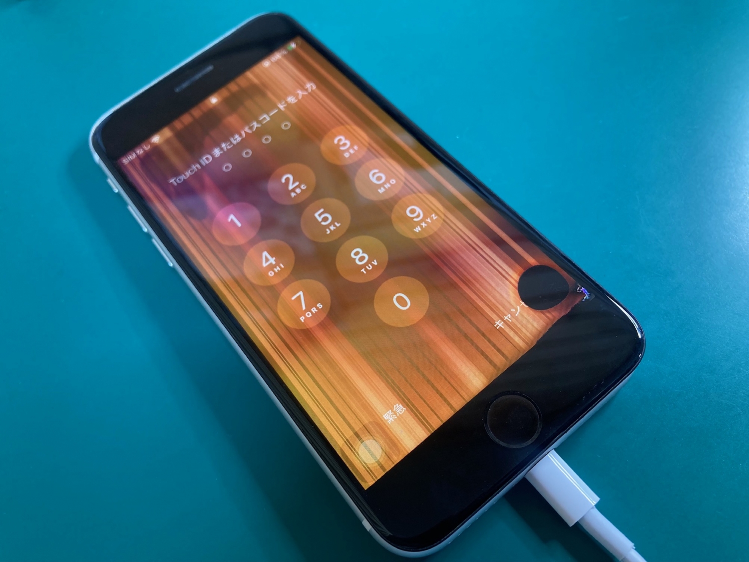 iPhoneを水道水で洗ったら、画面がにじんでタッチ不能に！水没トラブル