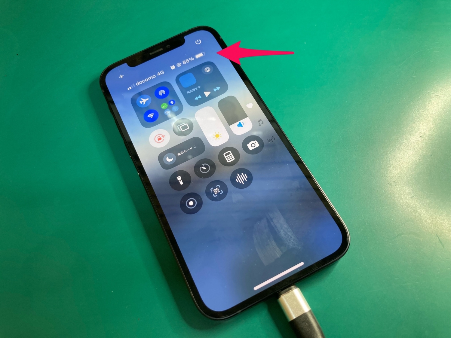 iPhoneが充電できないときに考えられる主な原因と対処法は？