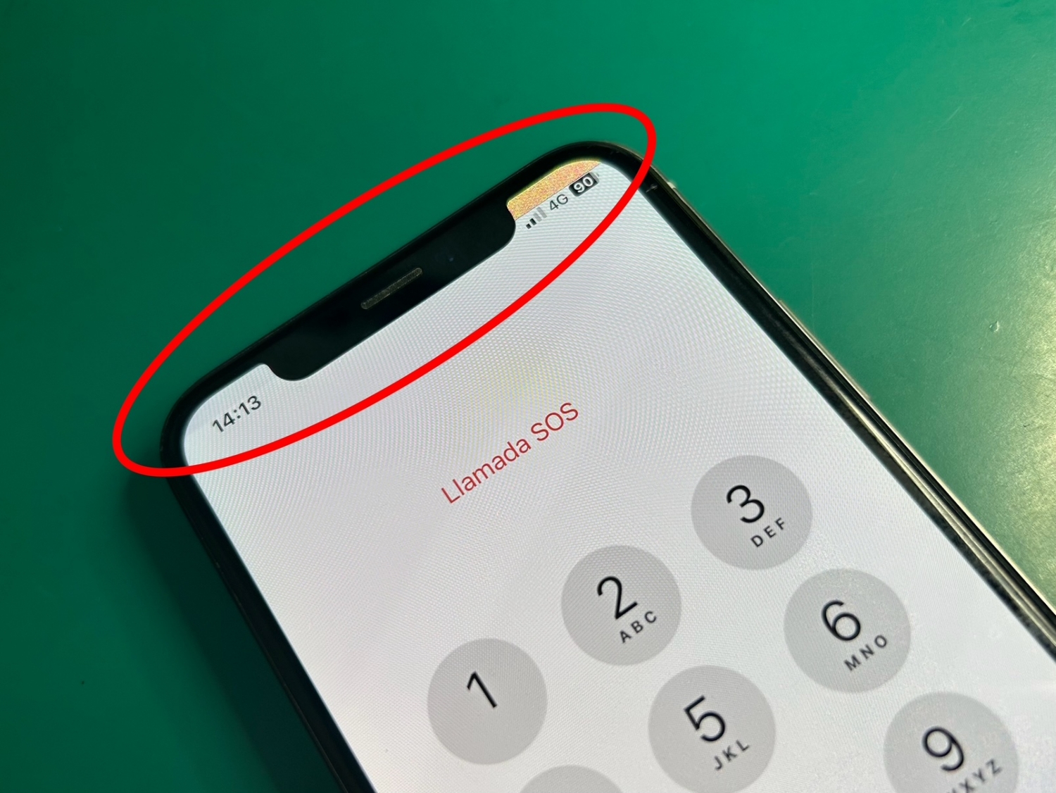 水洗い後に画面トラブルのiPhone X、有機EL画面交換で無事に改善しました。