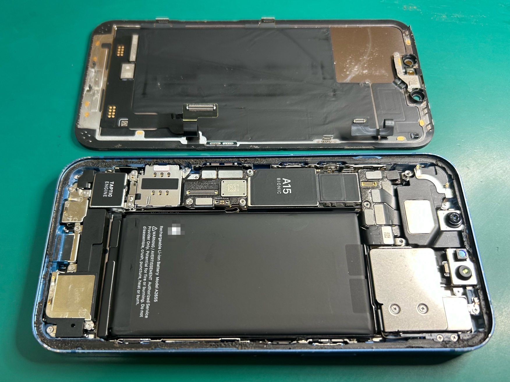 水没後に画面が真っ暗なiPhone、無事にiCloudバックアップできました