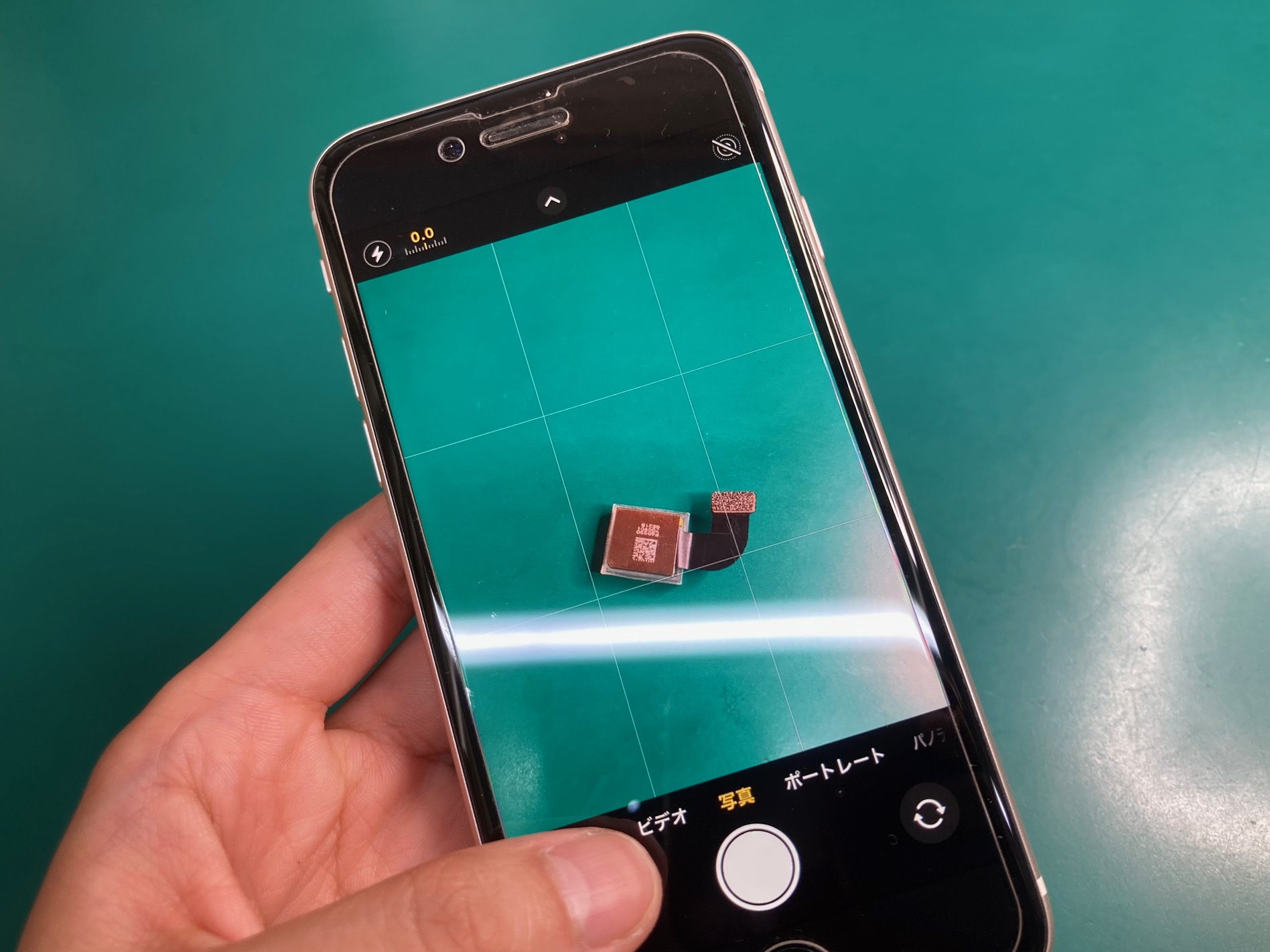 iPhone SE (第3世代) カメラのみ使えません iPhone SE3アウトカメラが真っ暗で使用できない症状、カメラ